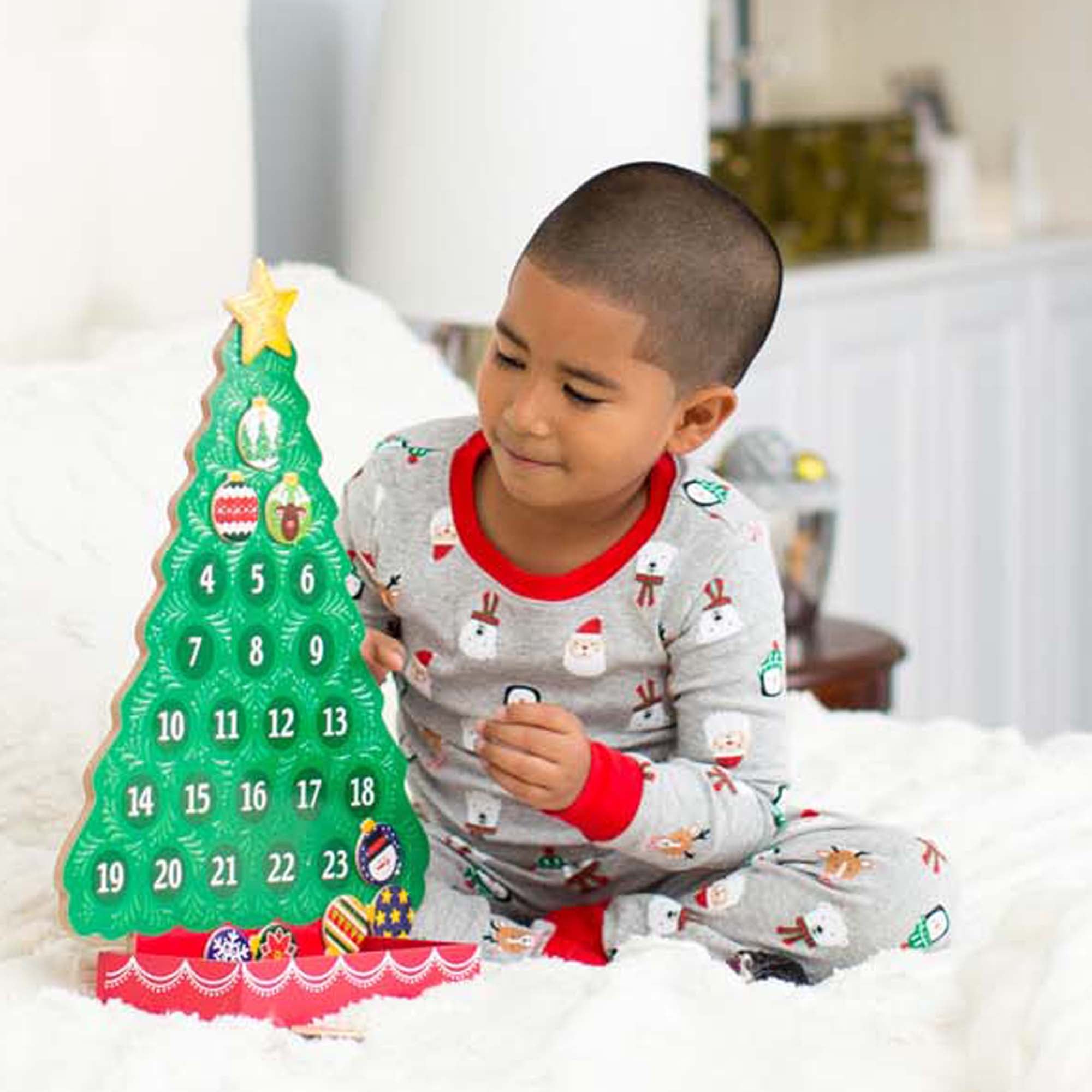 Melissa & Doug Countdown to Christmas Wooden Seasonal Calendar - Image 10