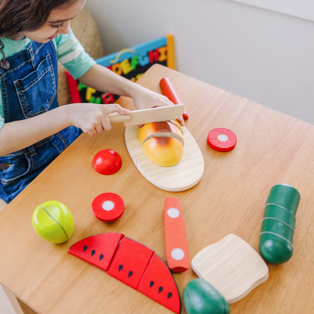 Melissa & Doug Cutting Food - Wooden Play Food - Image 7
